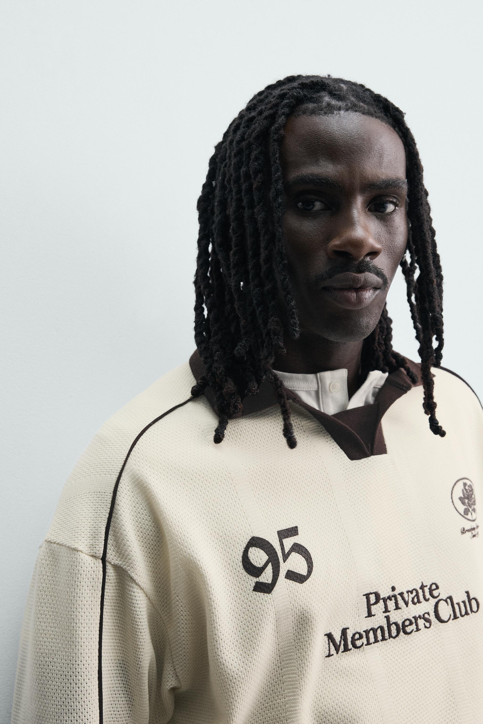 CONTRAST EMBROIDERED RETRO SOCCER POLO