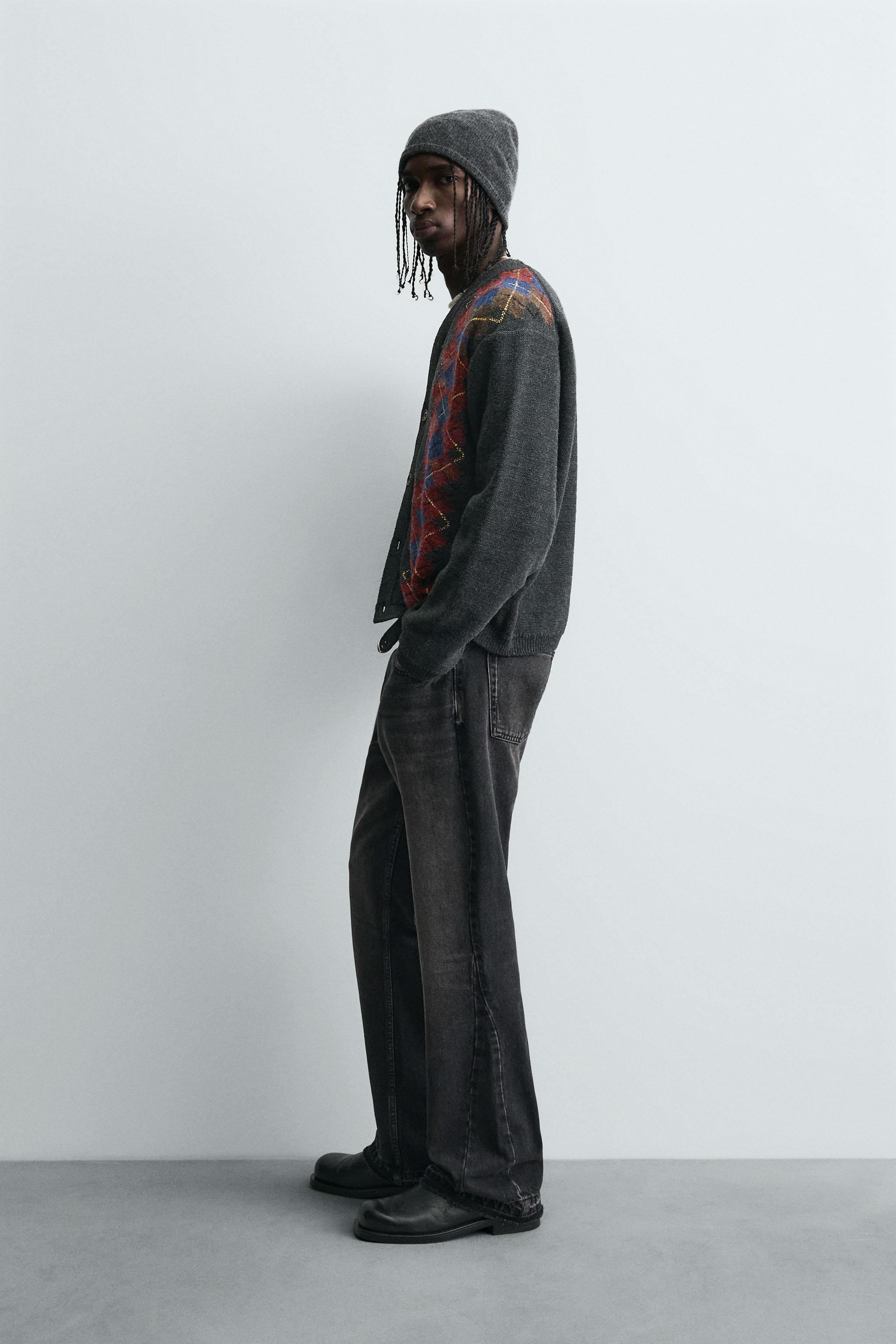 DIAMOND JACQUARD CARDIGAN