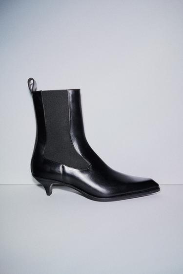 LIMITED EDITION LEATHER KITTEN HEEL ANKLE BOOTS - Black by Zara
