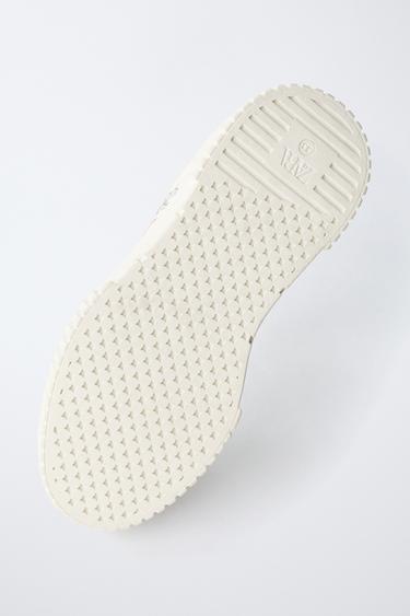 HELLO KITTY © SANRIO SNEAKERS - White by Zara - Image 6