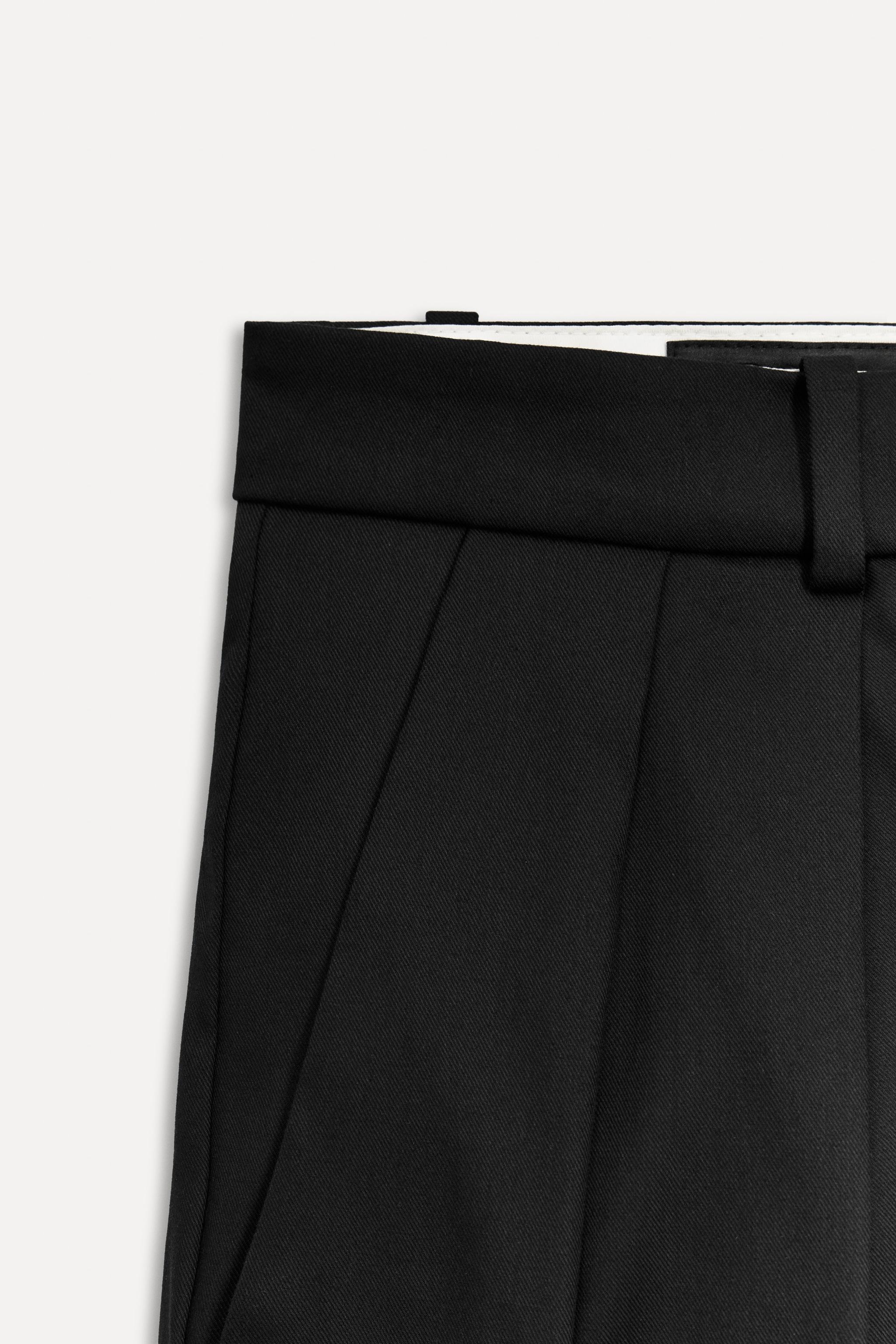 【ZARA】ダーツパンツ 50TH ANNIVERSARY ブラック 4661/435/800 ダーツパンツ 50TH ANNIVERSARY - ブラック | ZARA Japan / 日本