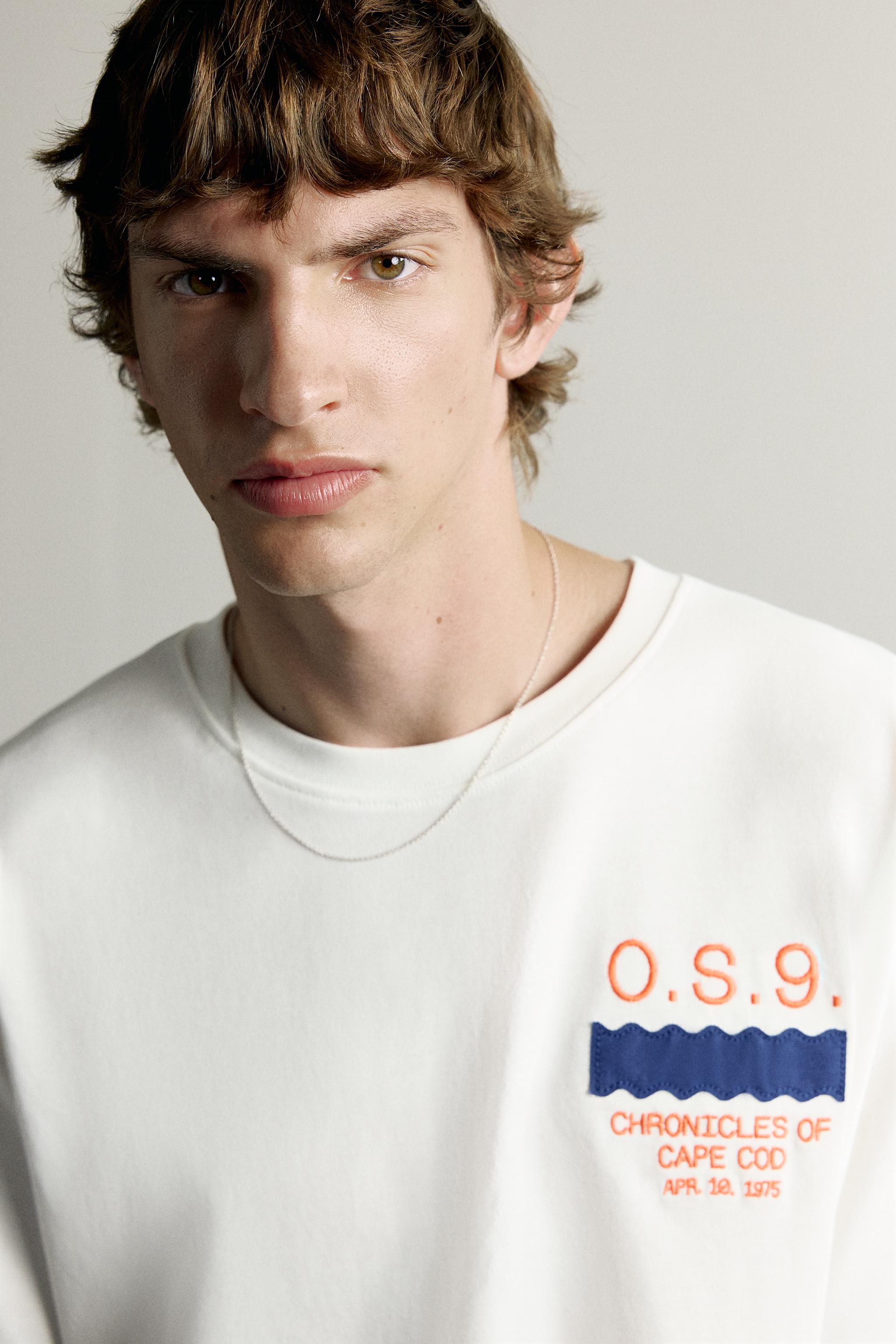 RELAXED FIT EMBROIDERED T-SHIRT