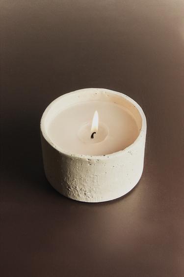 CERAMIC DECORATIVE CANDLE - White by Zara