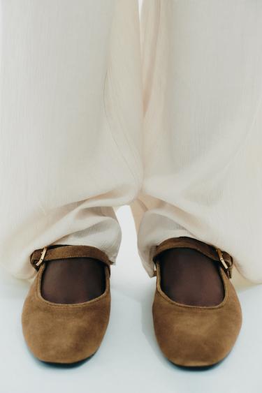 SPLIT SUEDE BALLERINAS - Dark tan by Zara