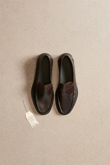 LEDERMOKASSIN MIT ZIERRIEGEL - Bordeauxrot von Zara