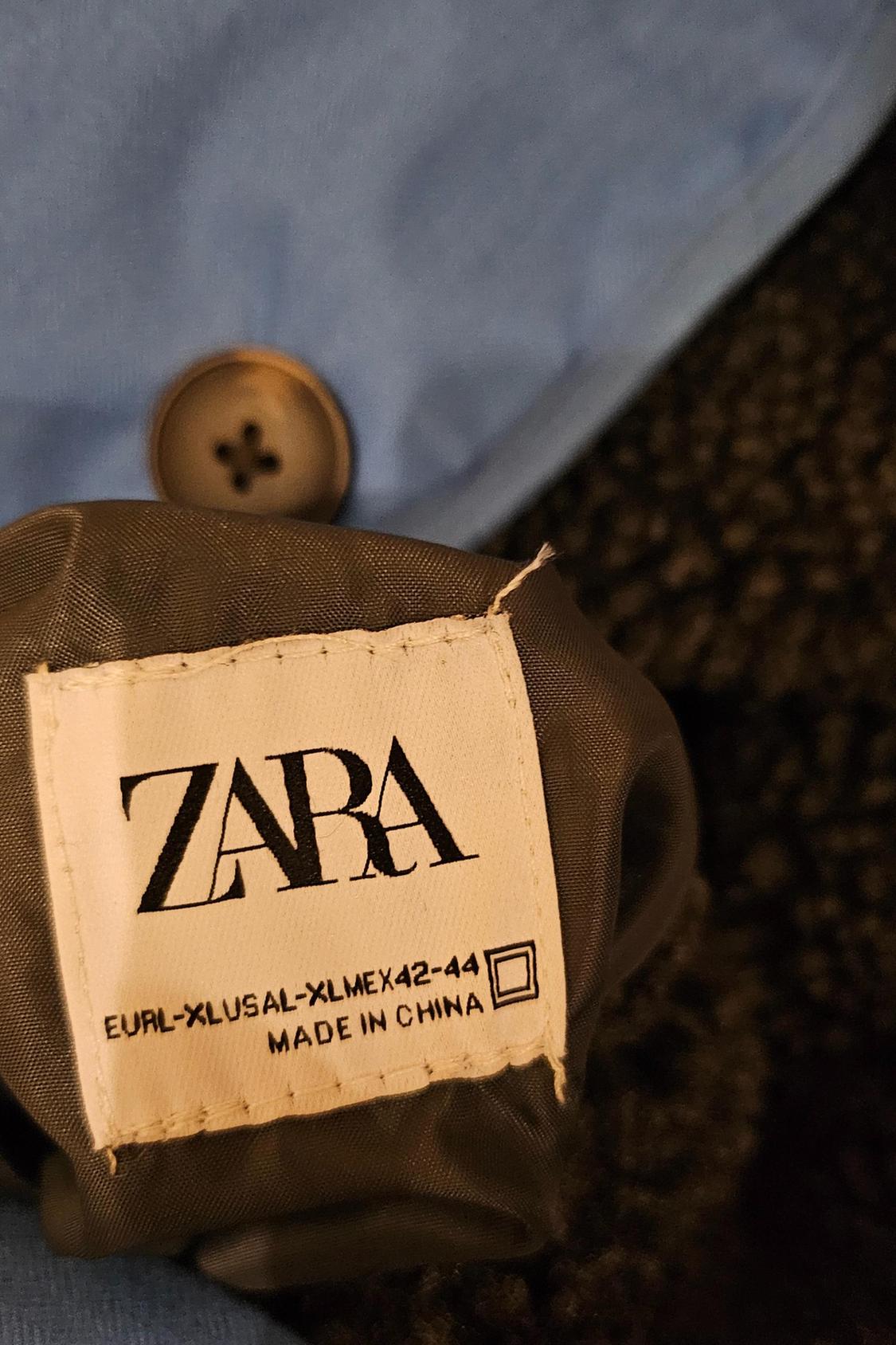 REVERSIBLE FAUX SHEARLING JACKET - Image 3