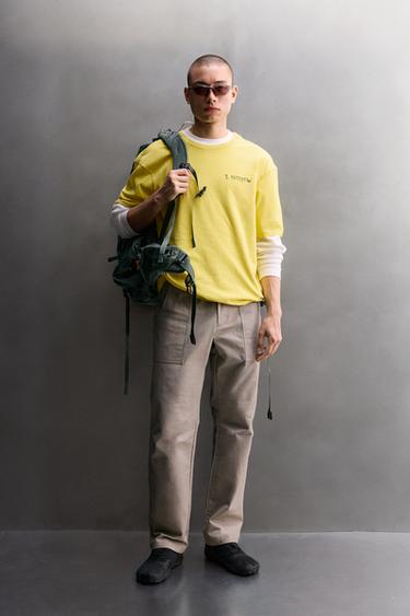 CAMISETA RELAXED FIT TEXTO ESTAMPADO - Amarillo de Zara - Imagen 0