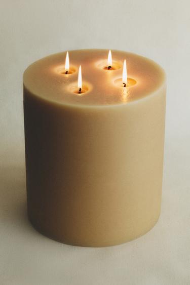 LARGE DECORATIVE CANDLE - Cream by Zara