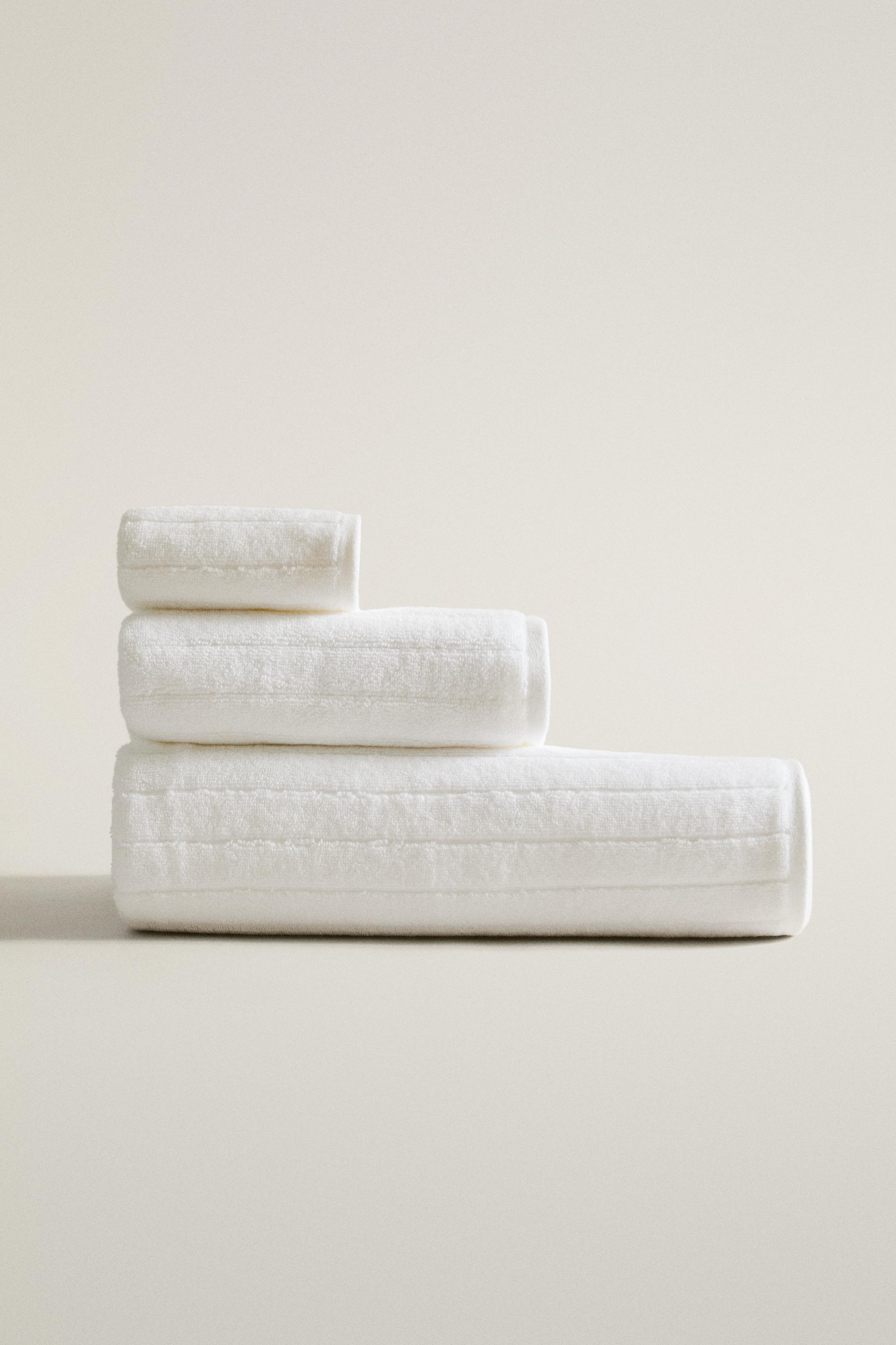 SERVIETTE DE BAIN TEXTURÉE RAYURES