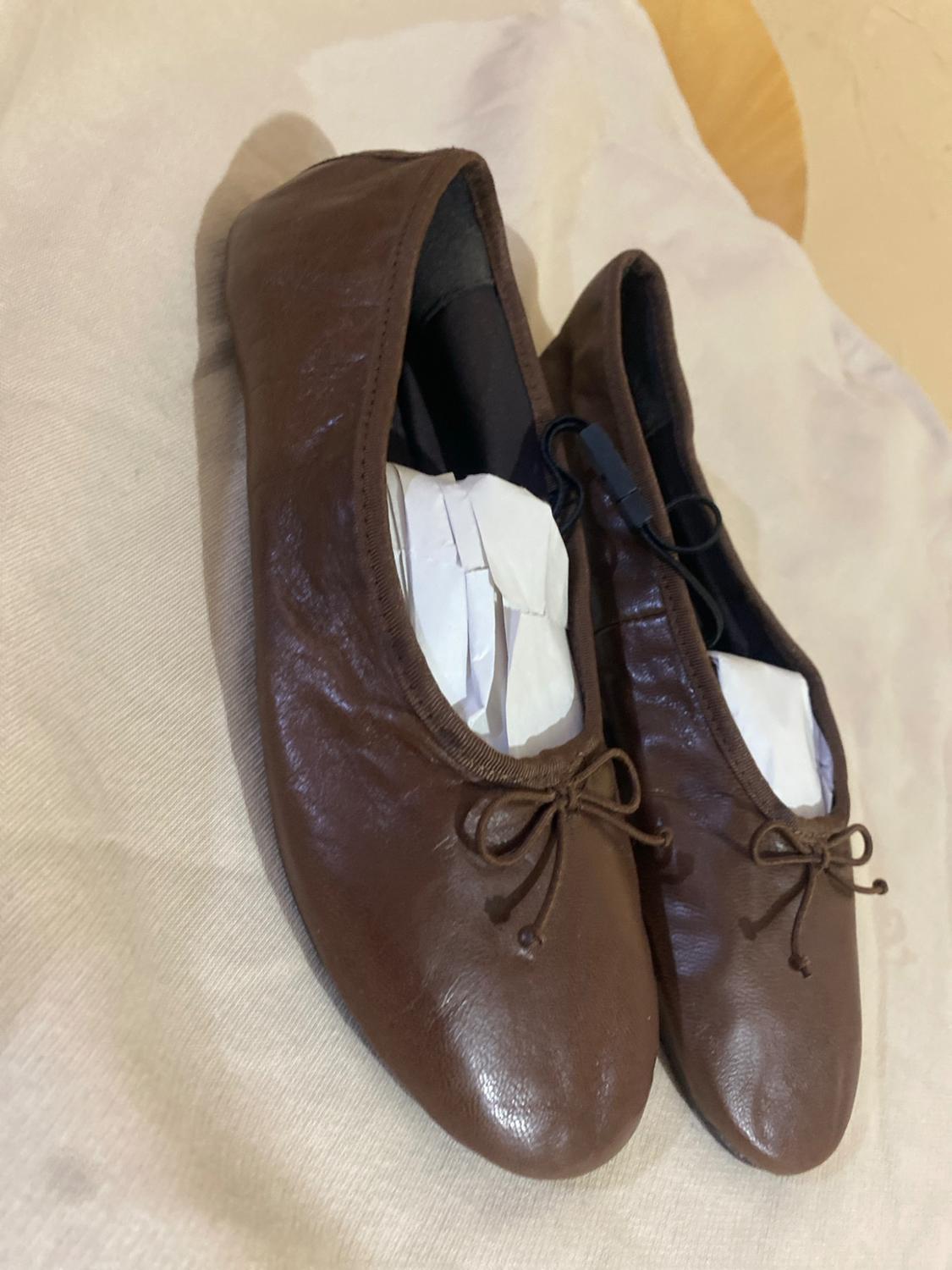 LEATHER BALLET FLATS WITH BOW - Image 4
