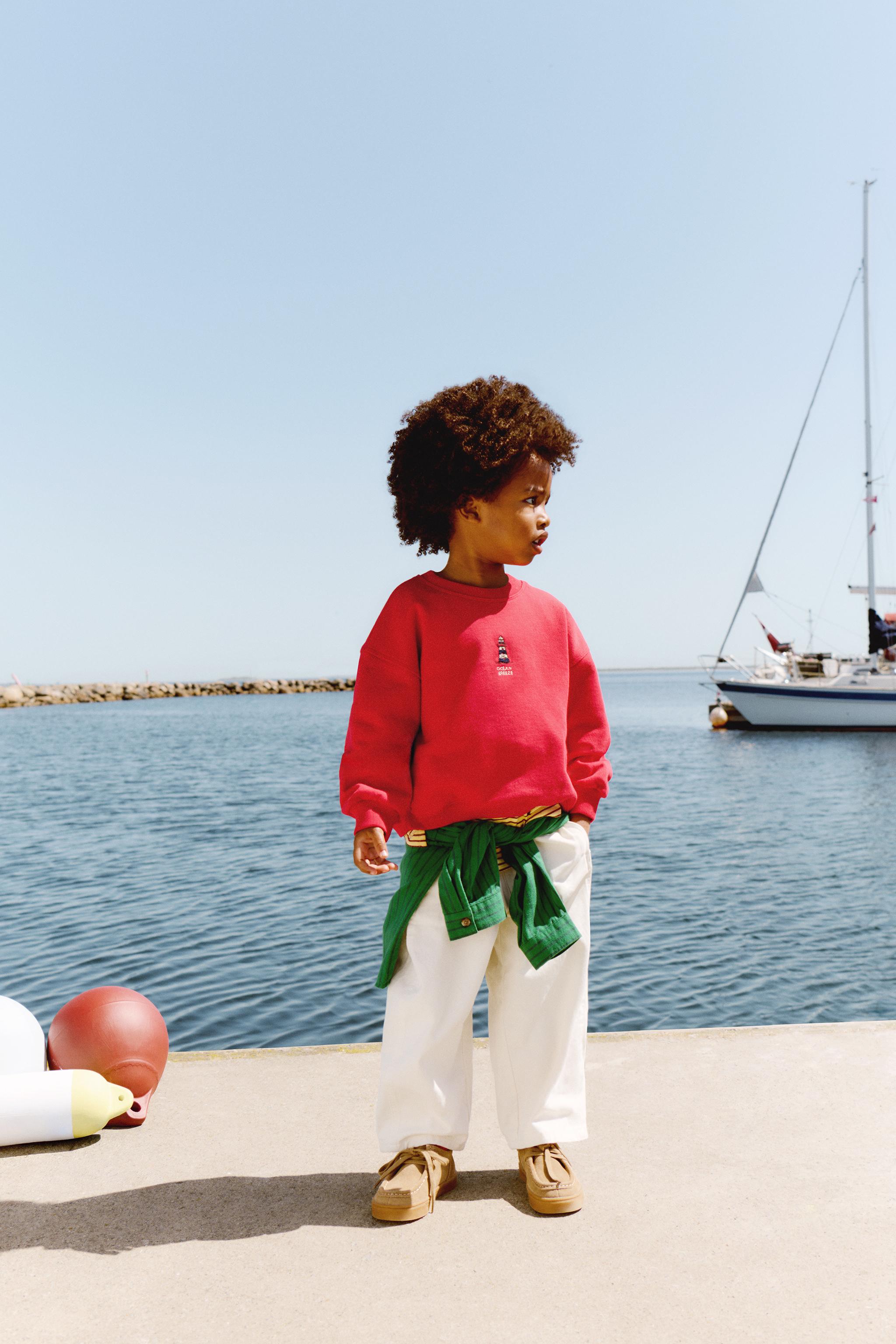 LIGHTHOUSE EMBROIDERY SWEATSHIRT — Red