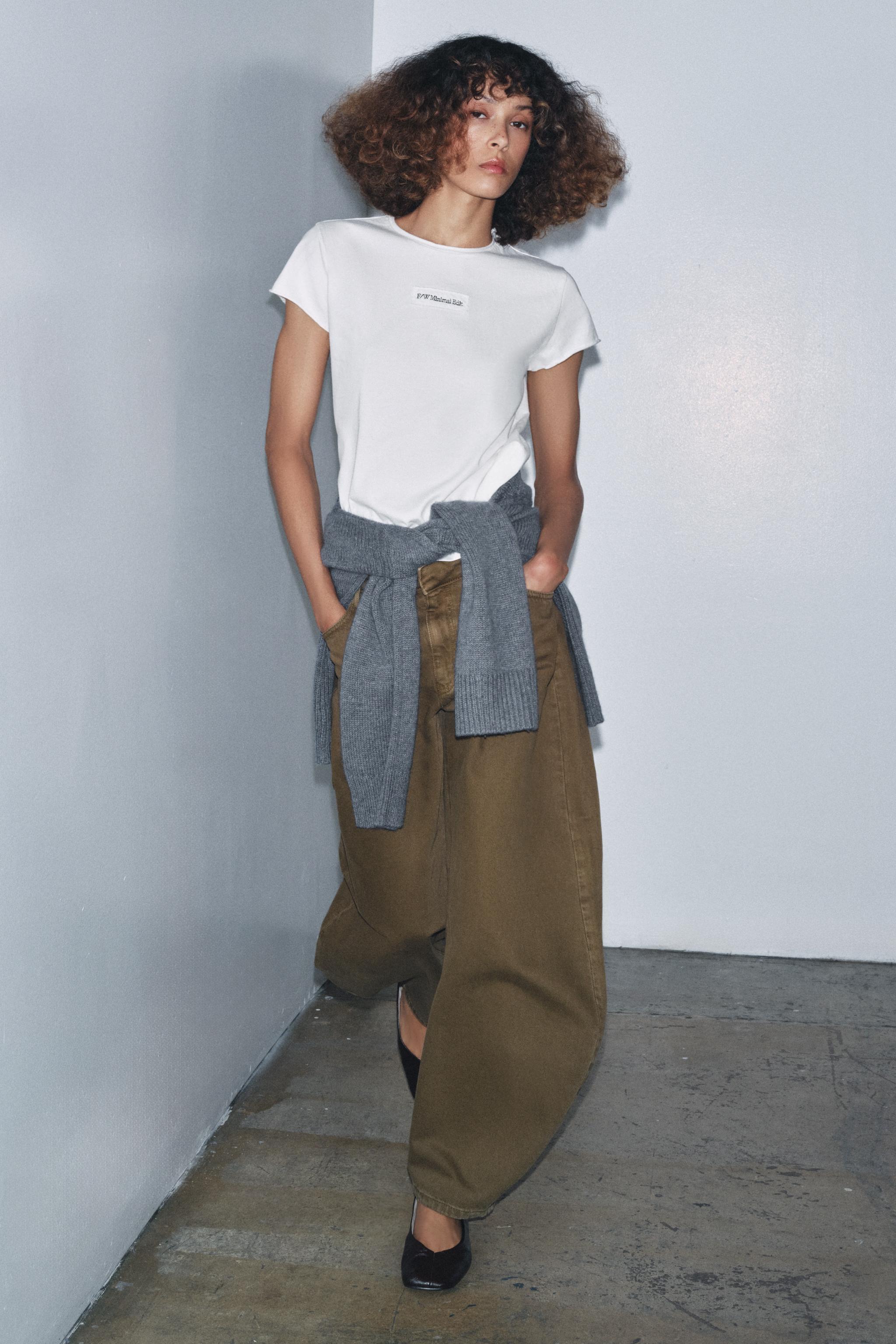 EMBROIDERED TEXT T-SHIRT