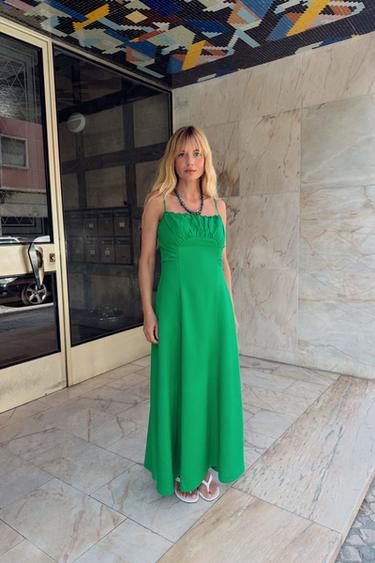 ROBE MI-LONGUE À BRETELLES EN LIN - Vert de Zara