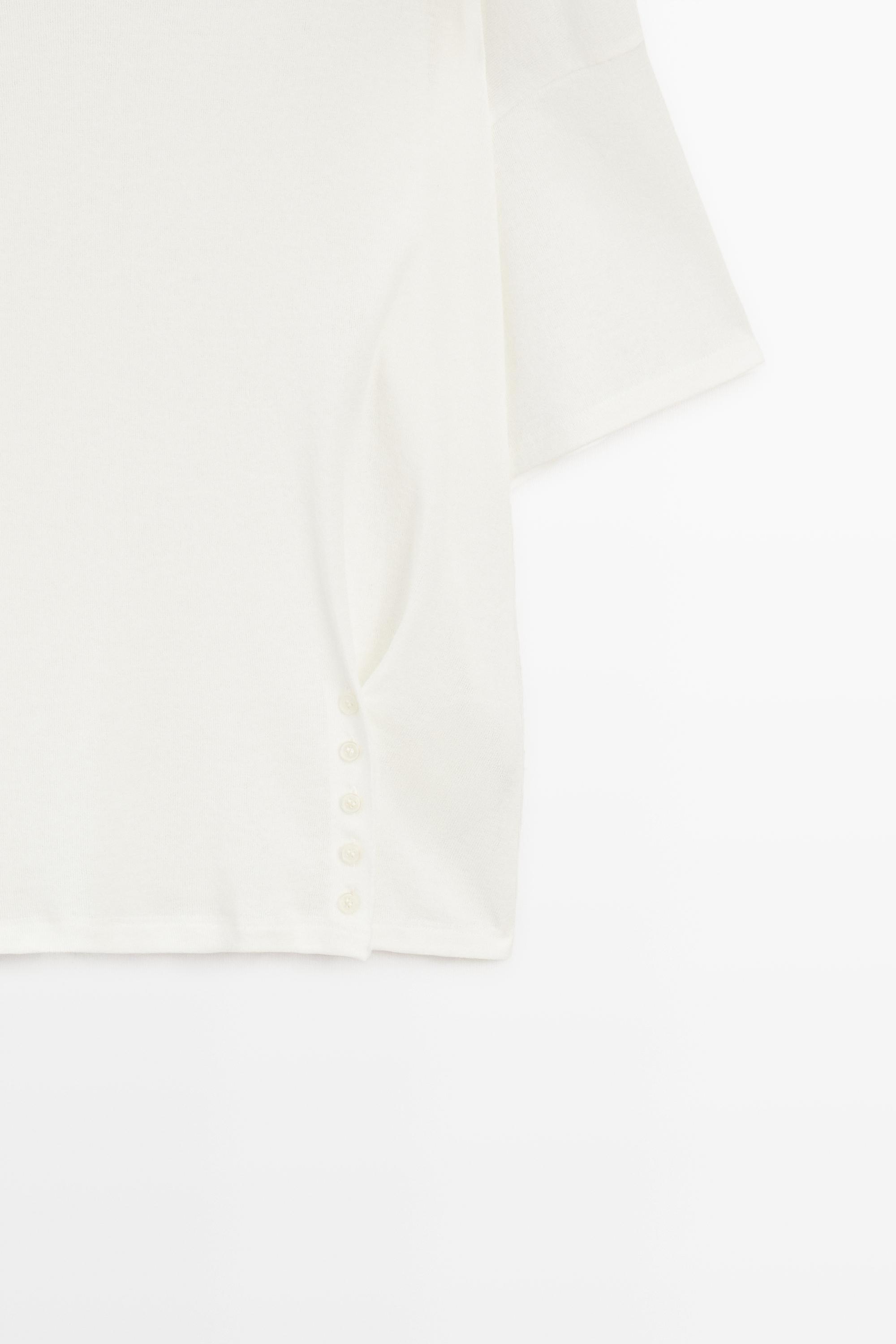 Button-detail short sleeve T-shirt