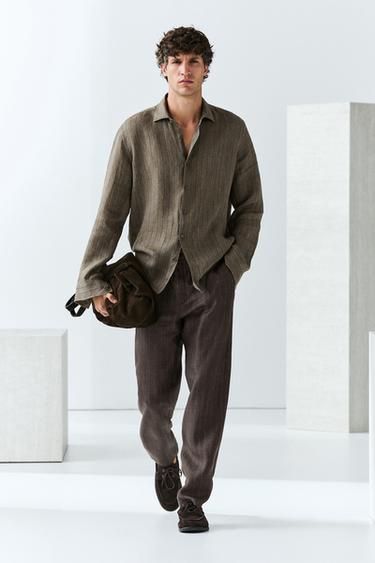 Chemise à rayures regular fit 100 % lin - Vert foncé de Zara