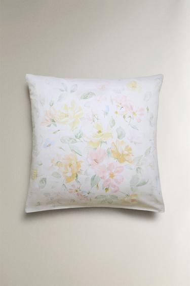 WATERCOLOUR FLOWER PRINT PILLOWCASE - Oyster-white by Zara - Image 1