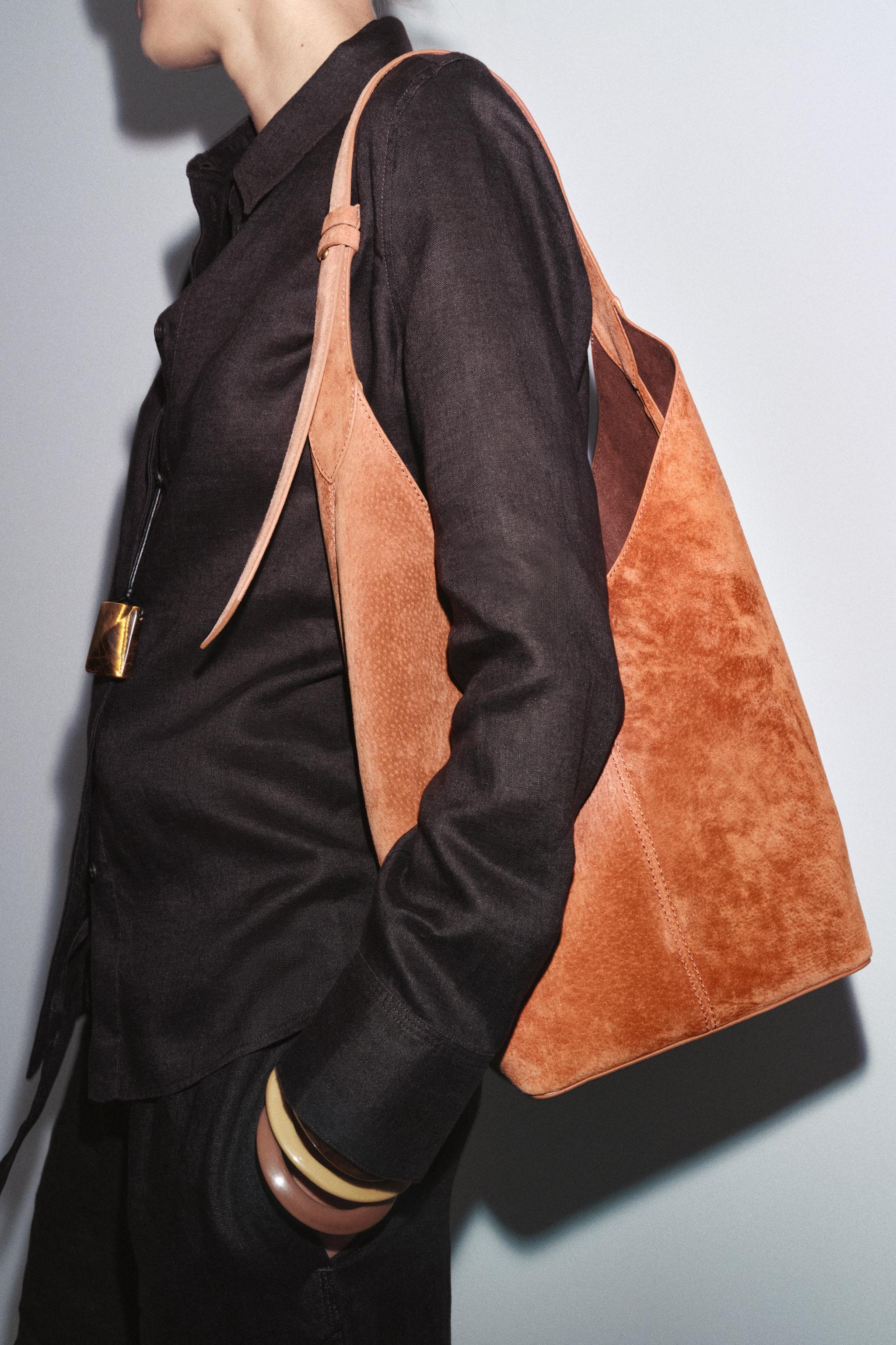★ZARA★ハンドルディテール入り*マキシレザーバケットバッグ ハンドルディテール入りマキシレザーバケットバッグ - サンド