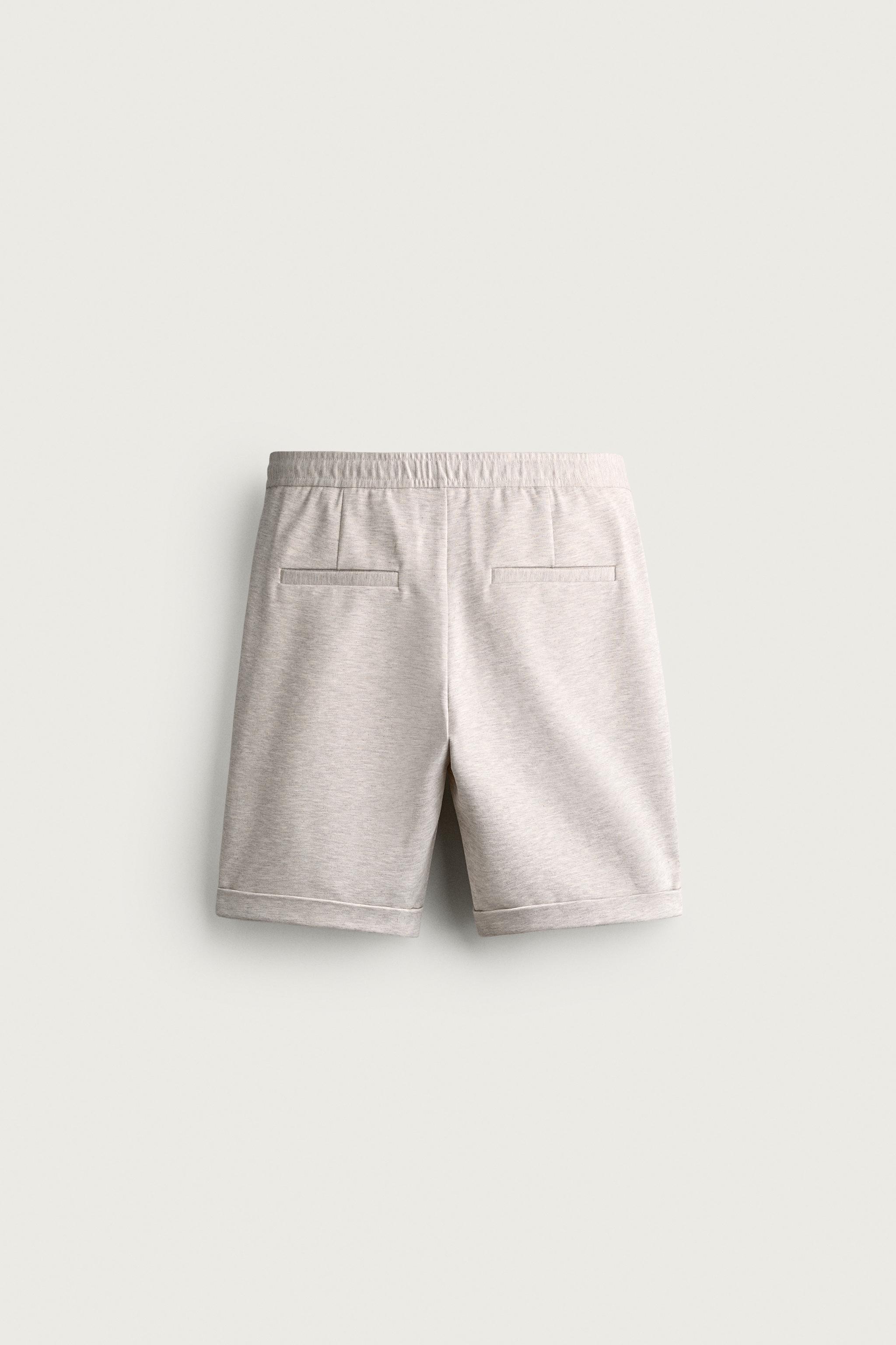 COMFORT REGULAR FIT SHORTS