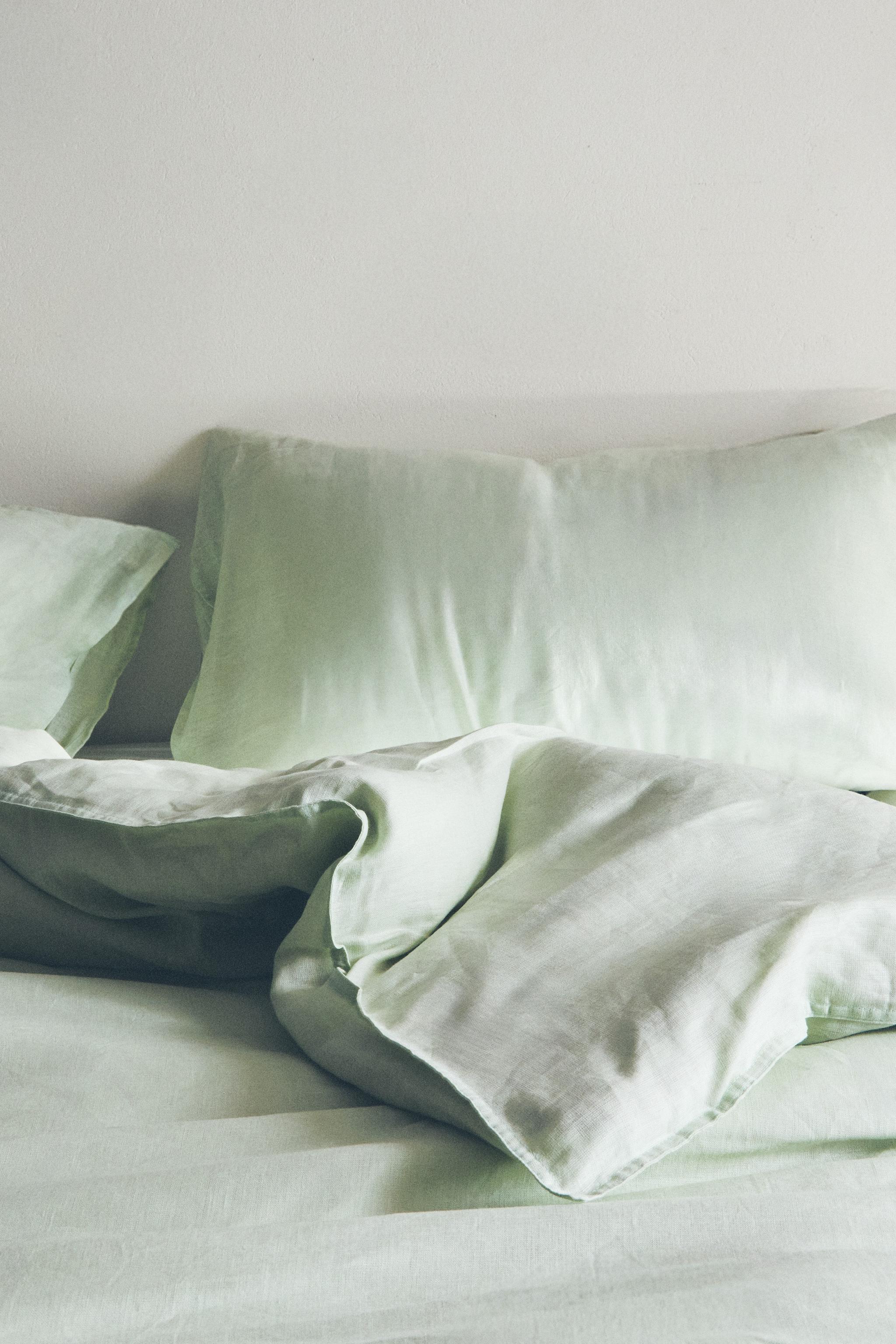 WASHED LINEN DUVET COVER (140 GSM)