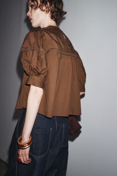 BLOUSE DENTELLE ZW COLLECTION - Marron de Zara - Image 2