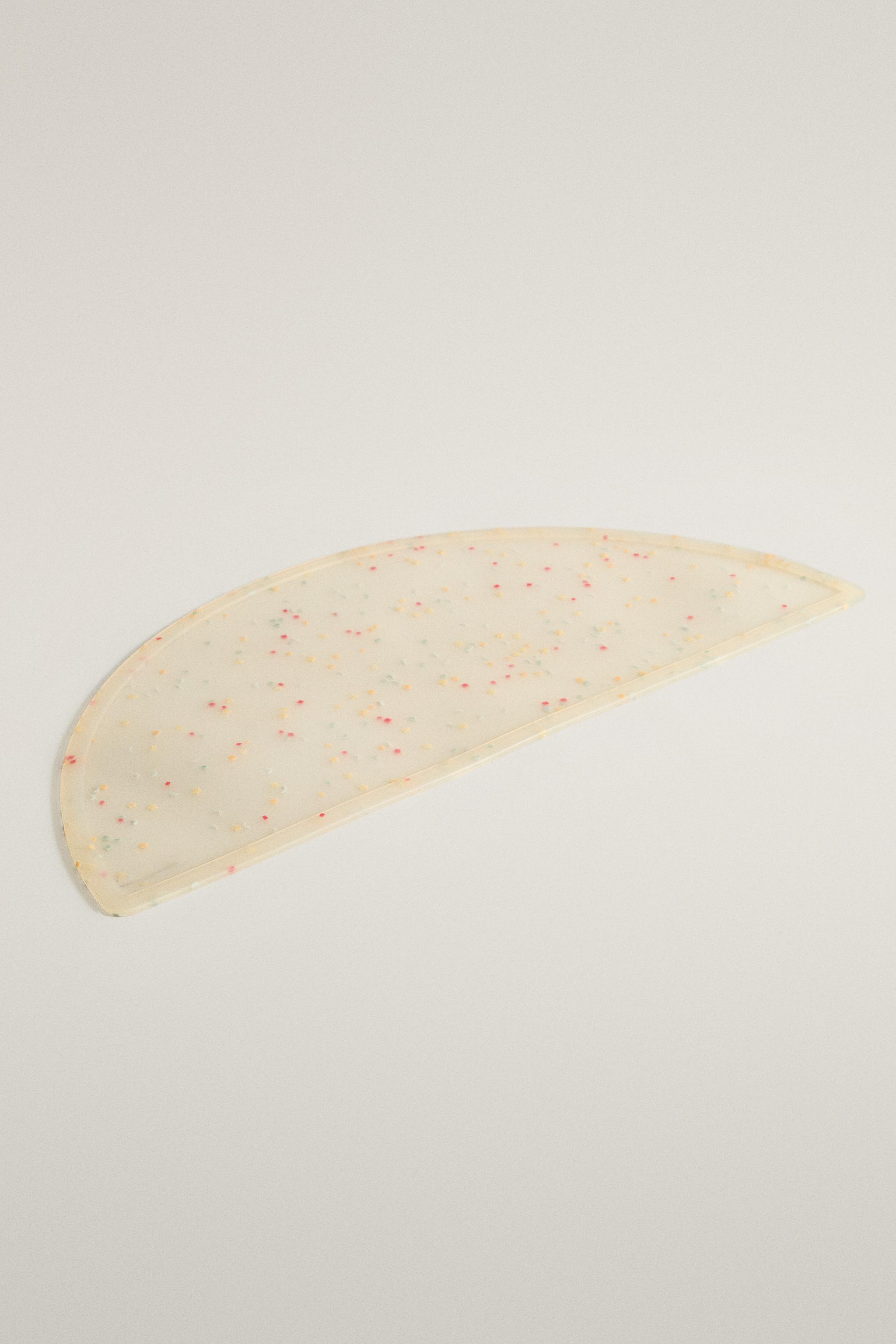 KIDS’ SILICONE CONFETTI PLACEMAT