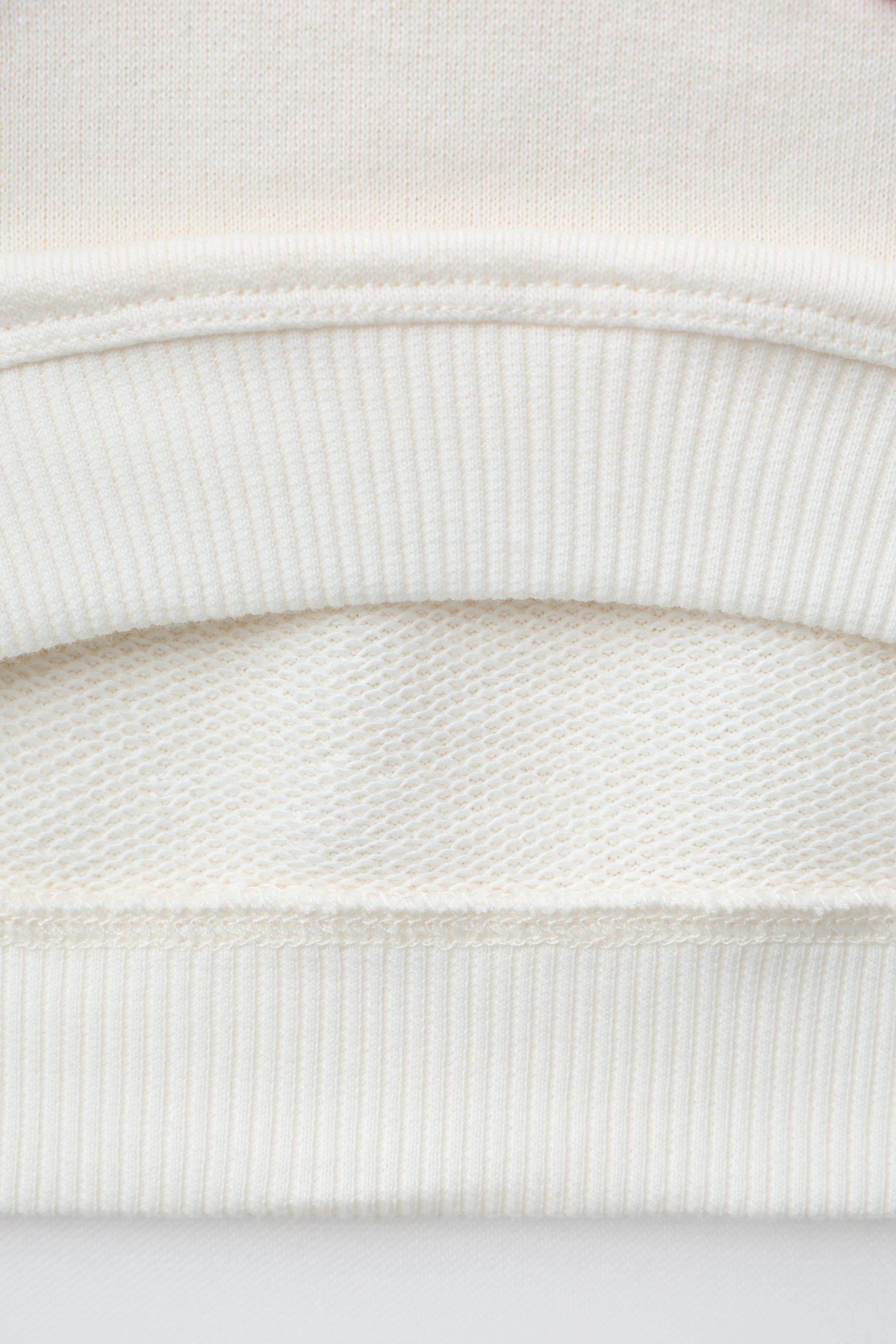 SWEAT À CERISES BRODÉES