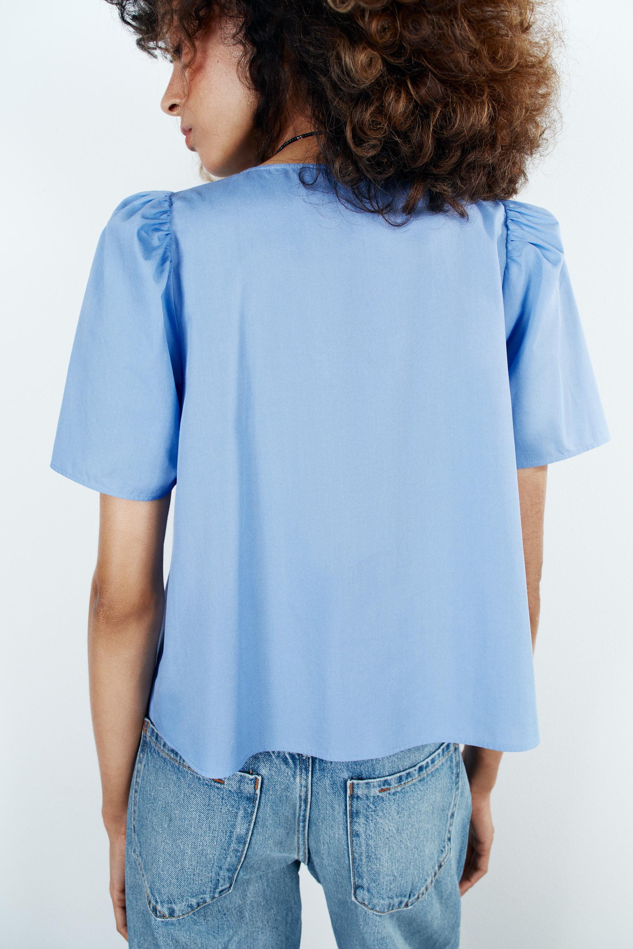 PEARL BUTTON POPLIN TOP