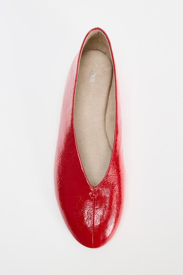 BALLERINA AUS LEDER - Rot von Zara