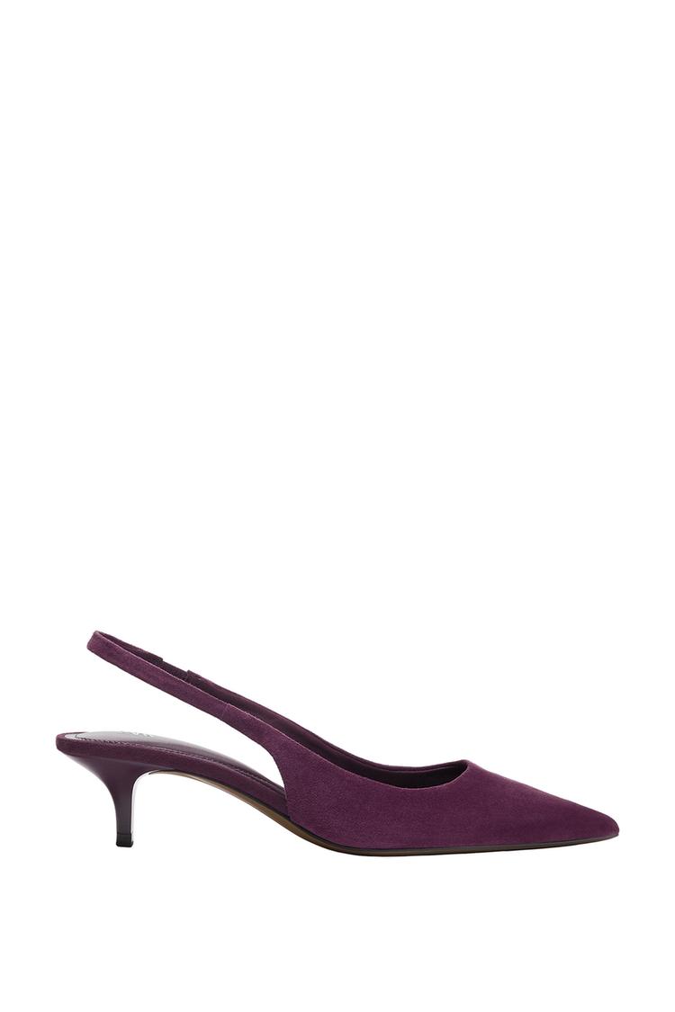 Zapatos con tira trasera de gamuza