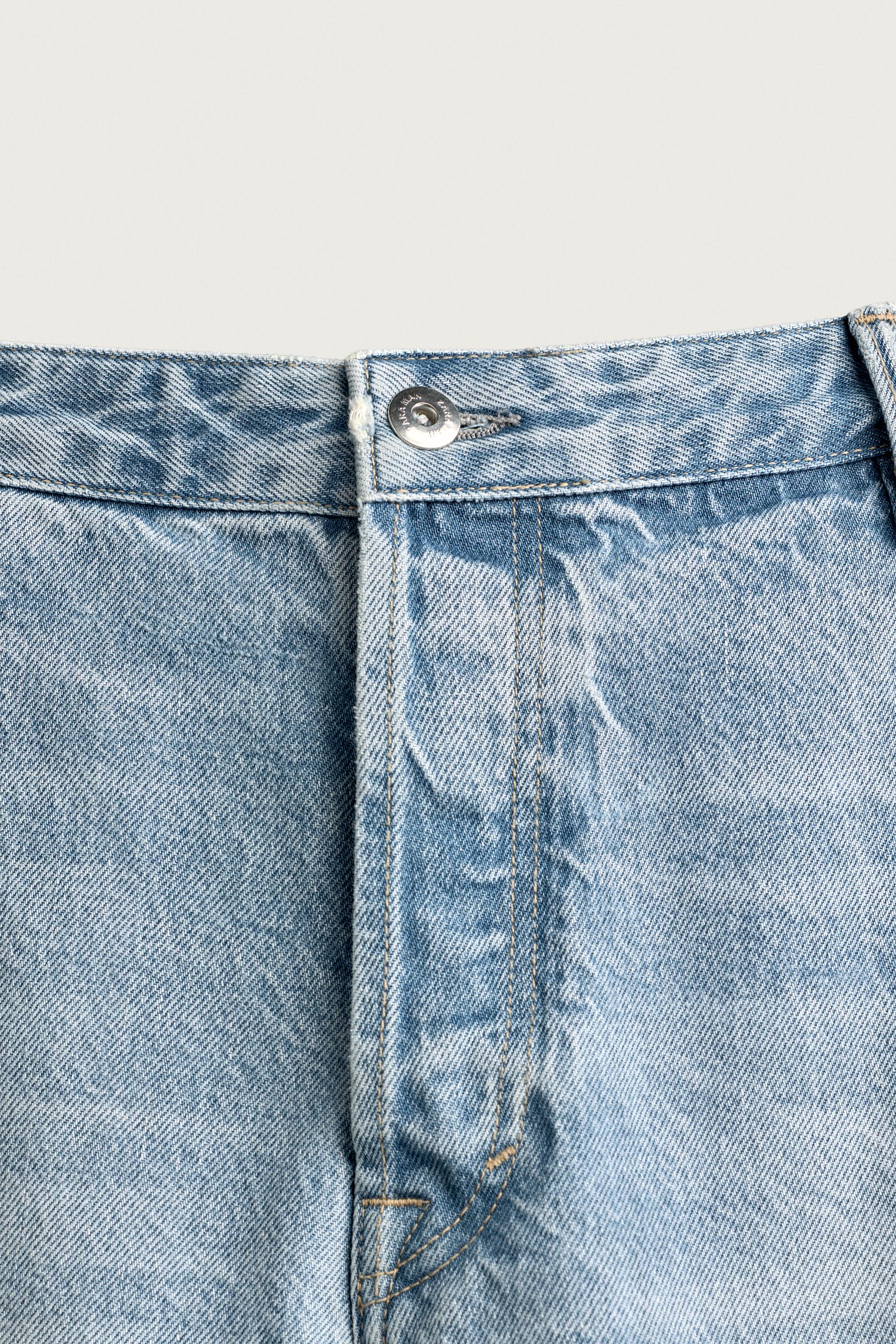LOOSE BARREL FIT JEANS