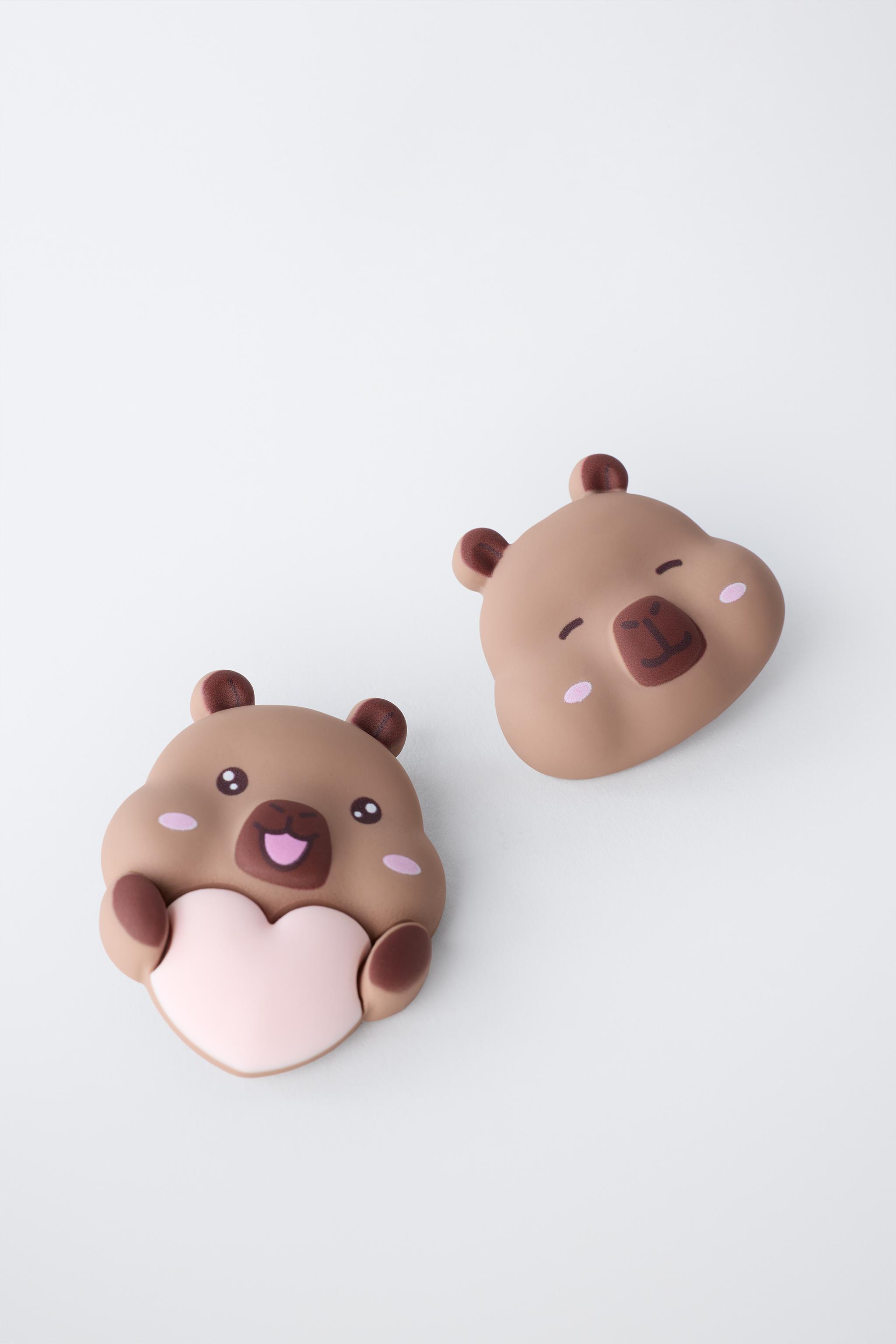 TWO-PACK OF CAPYBARA CAPYFUN © CLIPS - Brown | ZARA United States