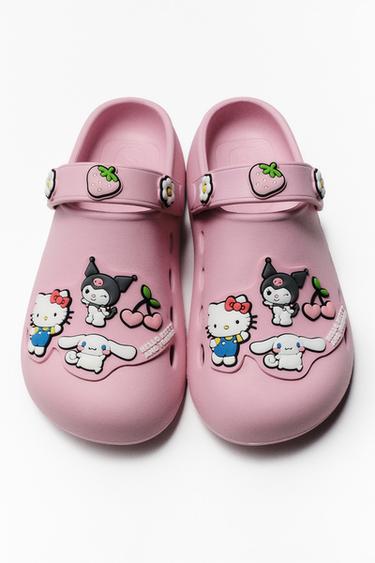 SABOȚI DE BAIE HELLO KITTY AND FRIENDS © - Roz de la Zara