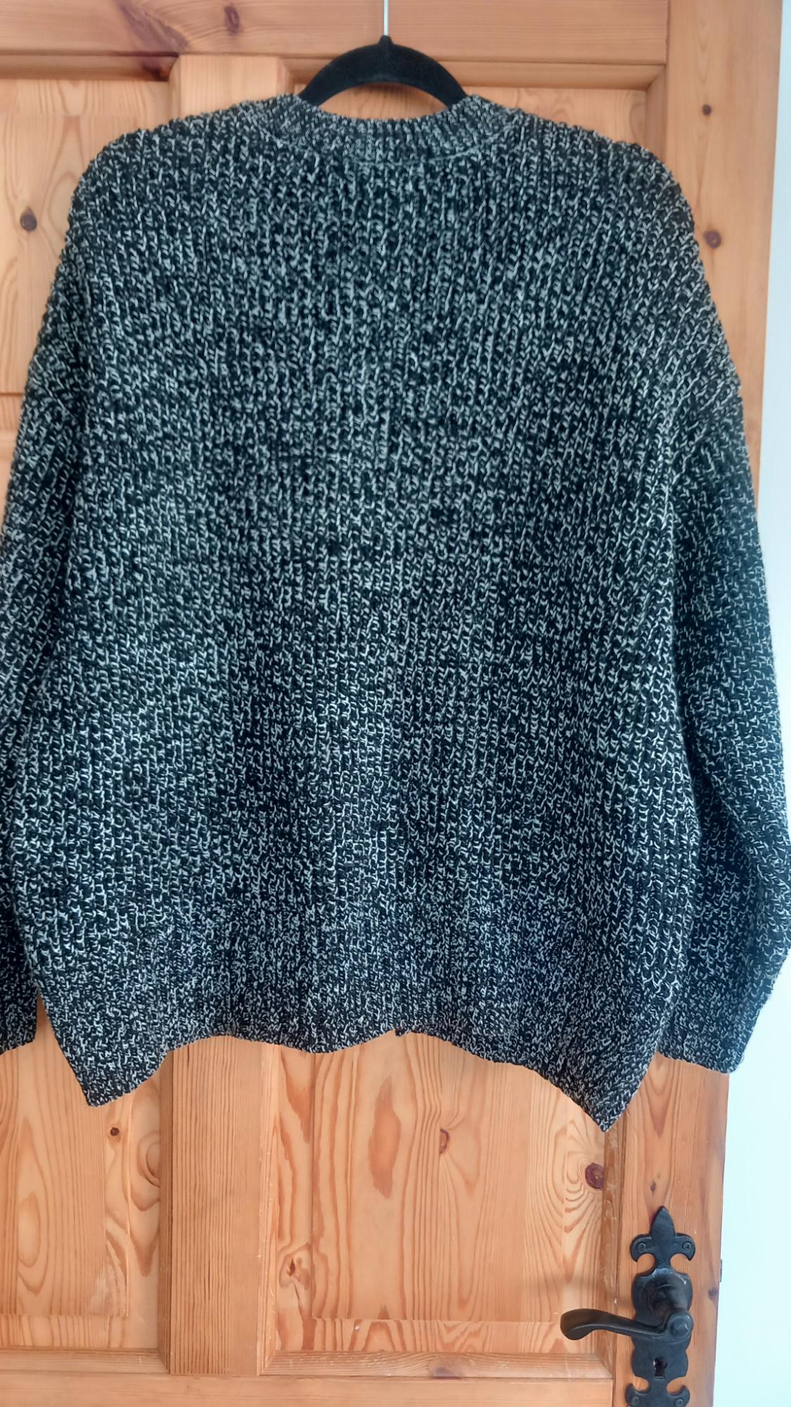 TWIST KNIT CARDIGAN - Image 2