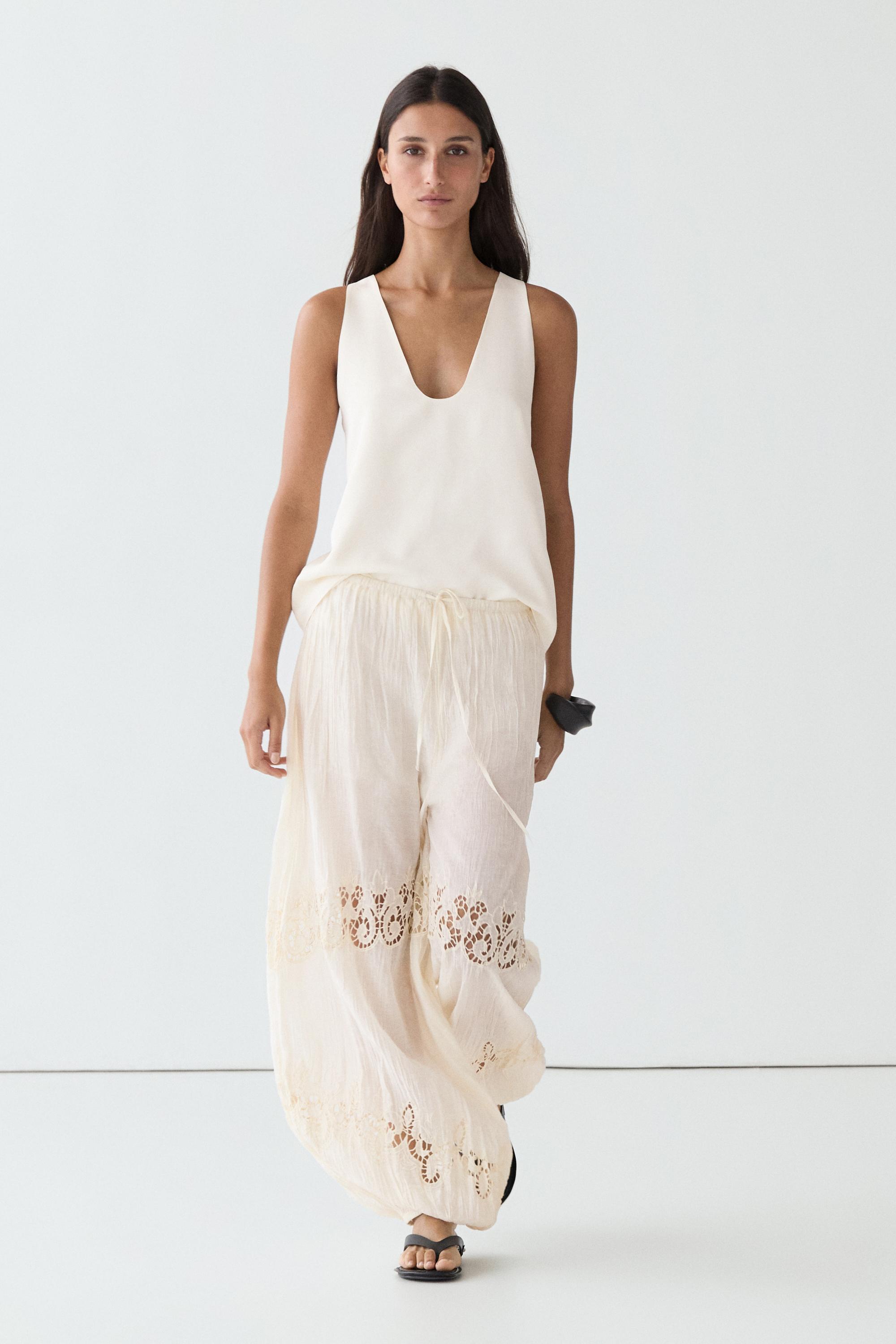 Flowing sarouel trousers with embroidered detail