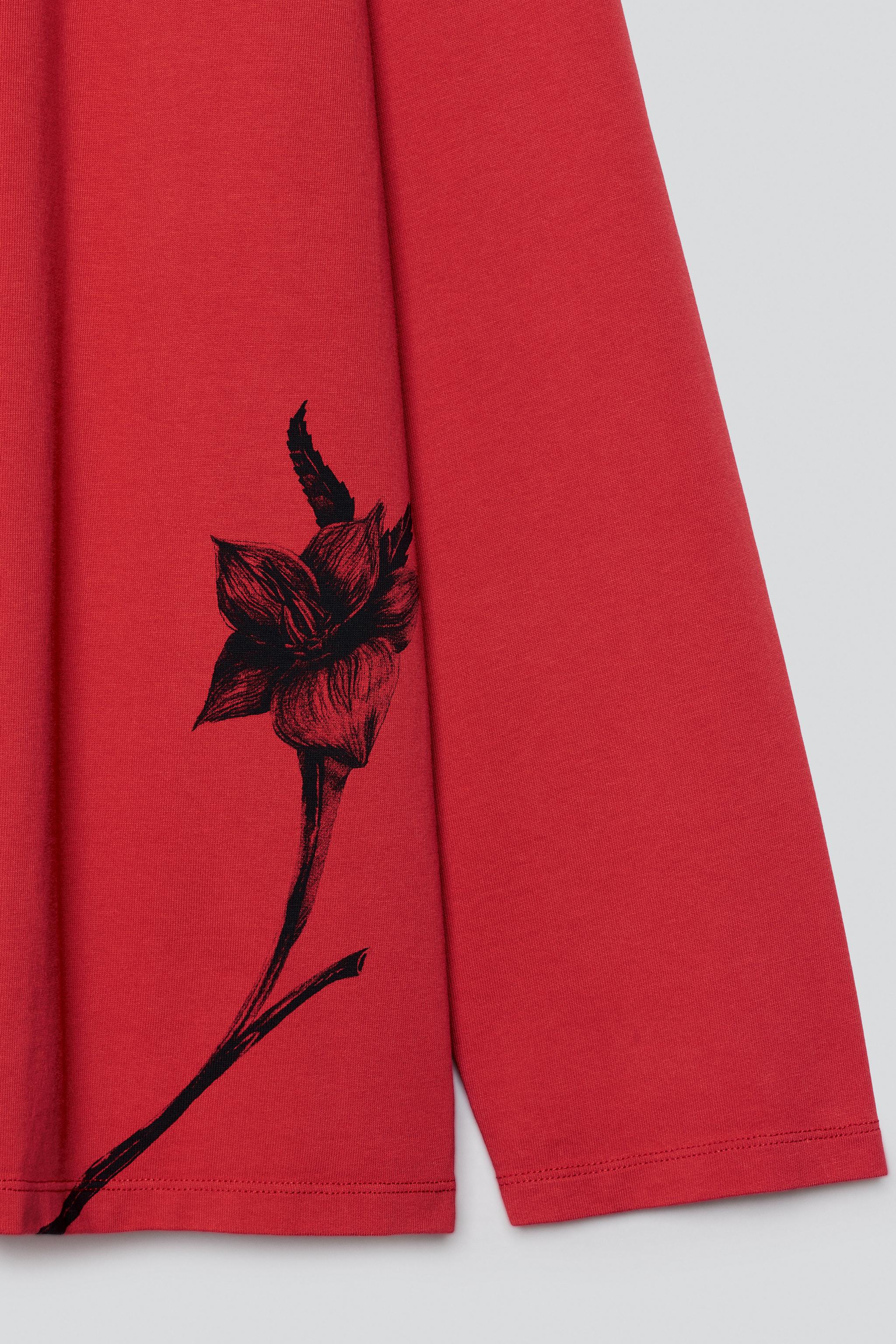 CONTRAST PRINT LONG SLEEVE T-SHIRT