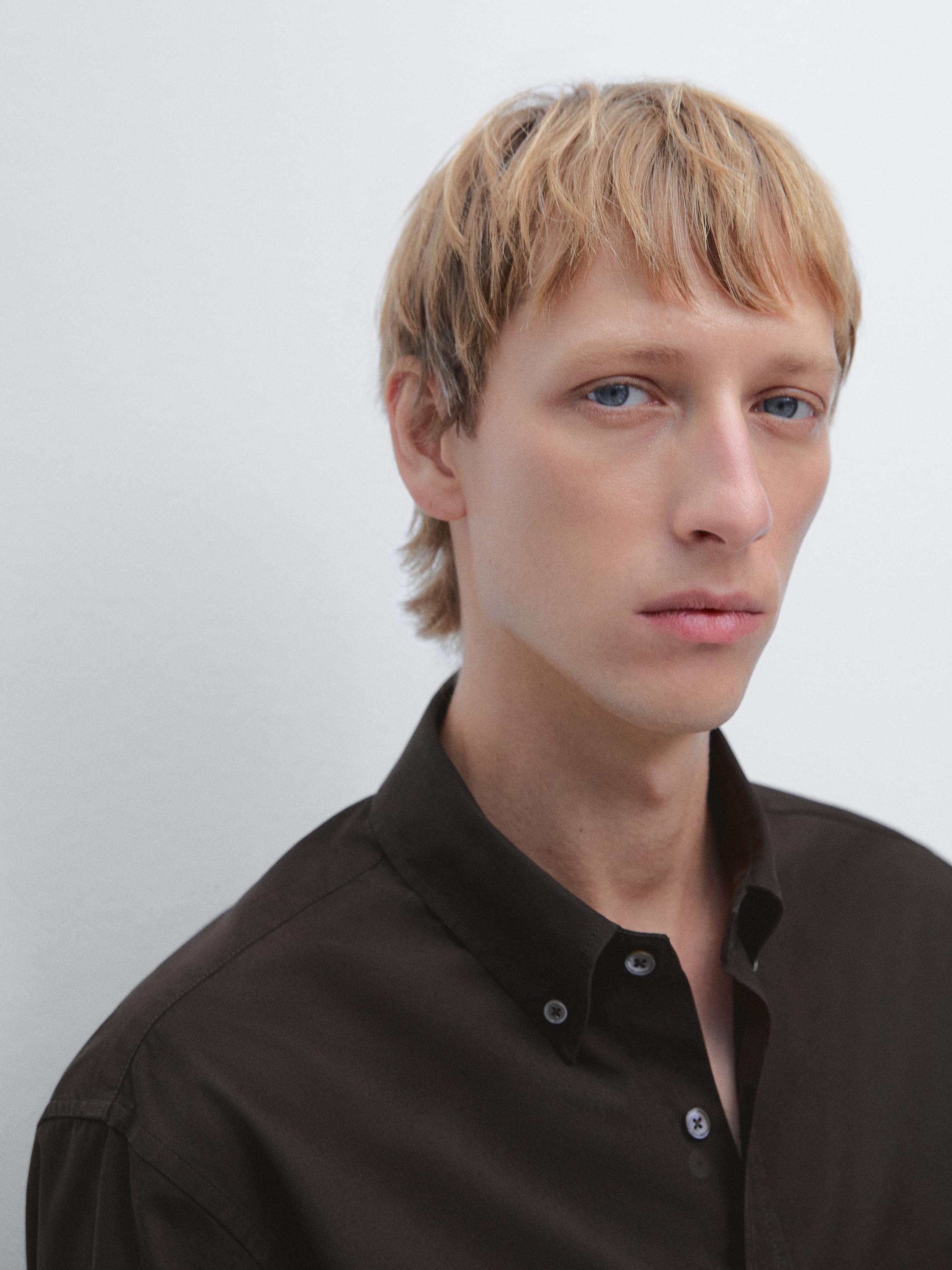 Regular-fit shirt with pocket