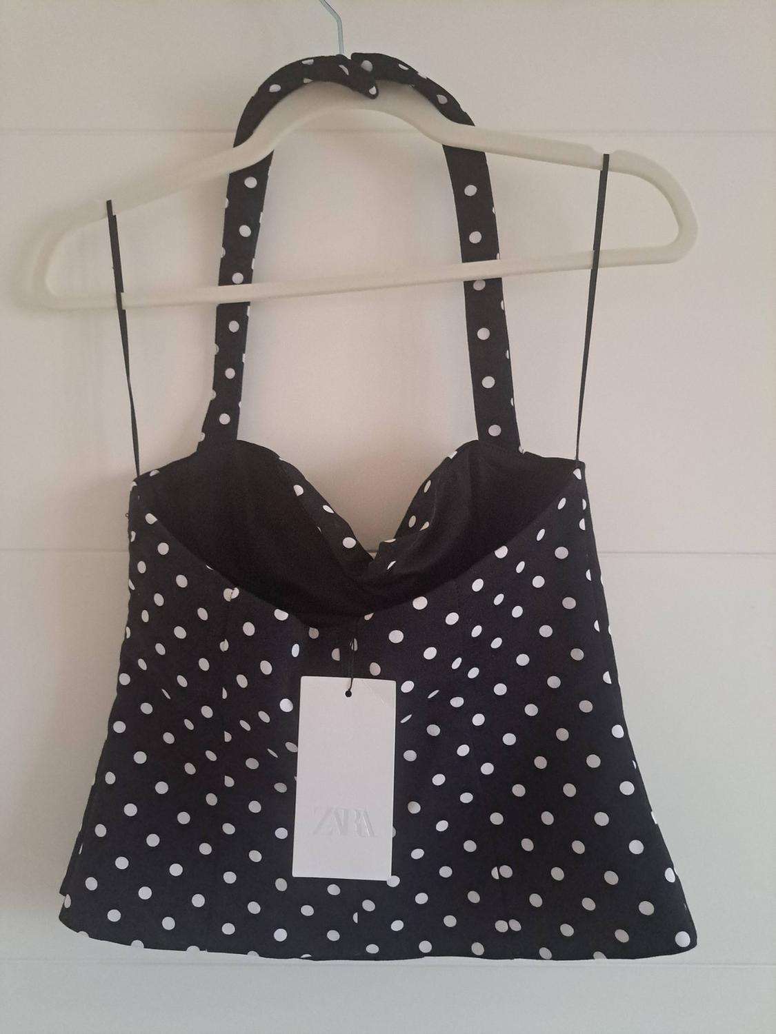 HALTERNECK SWEETHEART NECK TOP WITH DOTS - Image 2