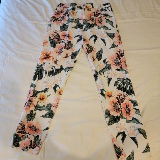 FLORAL PRINTED PANTS - Image 2