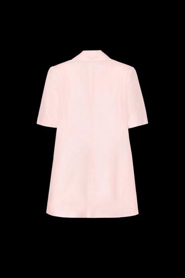 TAILLIERTER BLAZER MIT KURZEN ÄRMELN UND LEINENANTEIL - Rosa von Zara