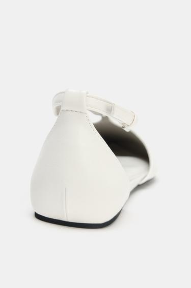 CHAUSSURES PLATES À BRIDE - Blanc écru de Zara - Image 3