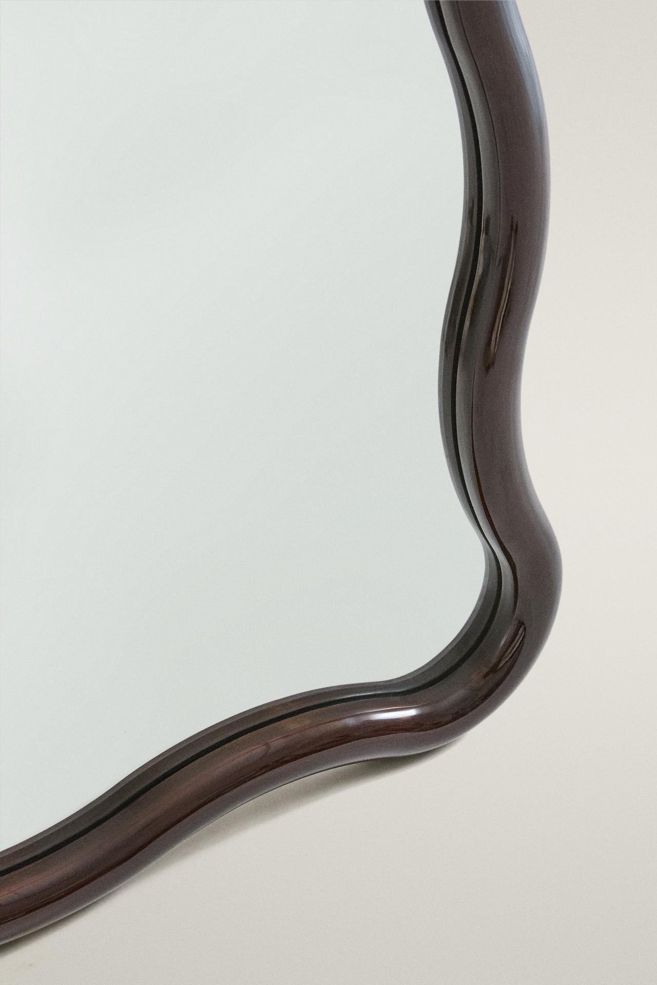WAVY FRAME HANGING FULL LENGTH MIRROR — Burgundy