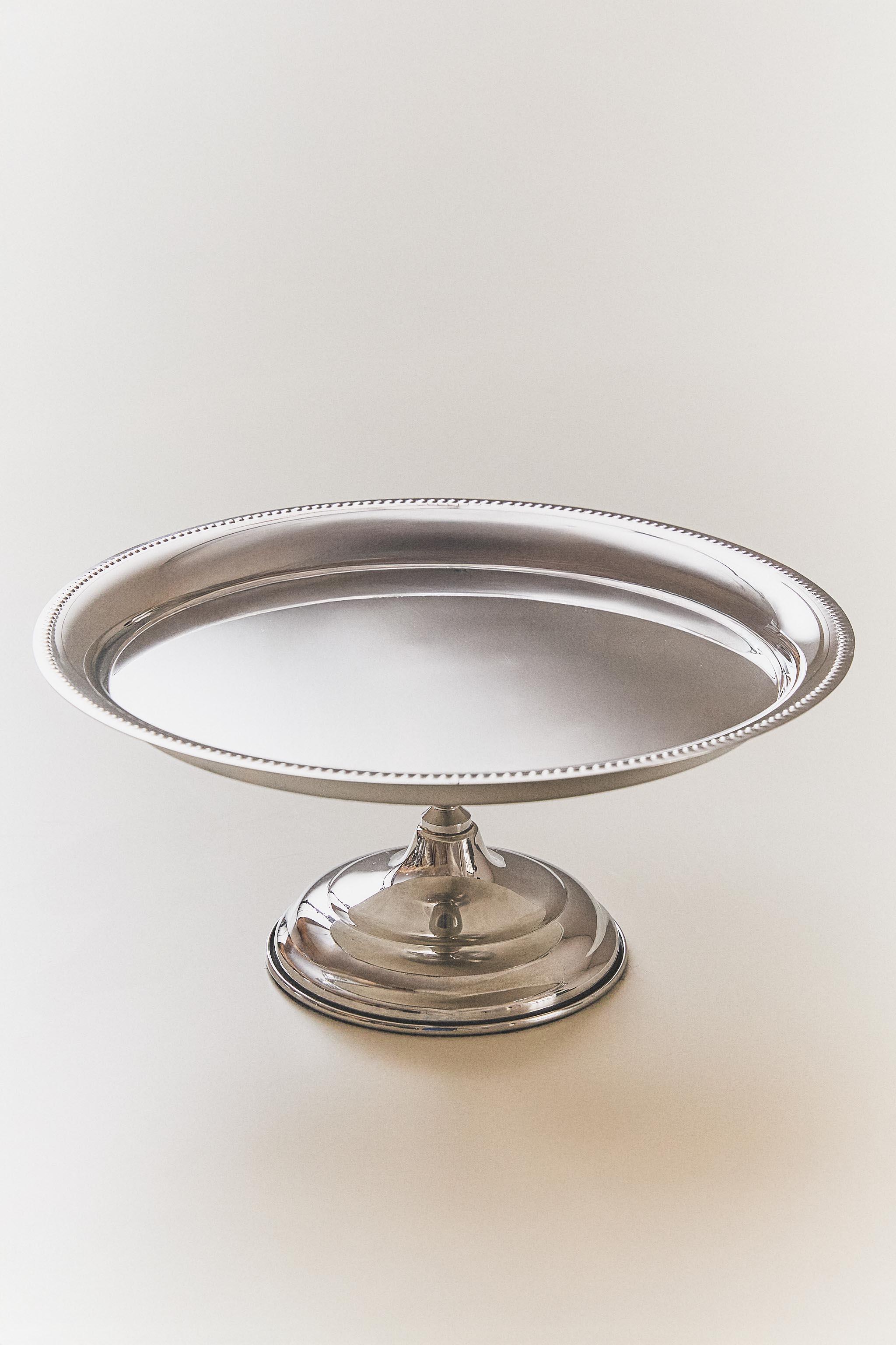 STEEL CAKE STAND — Steel