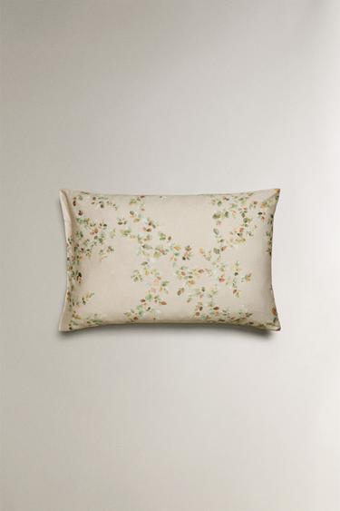 TAIE D’OREILLER SATIN IMPRIMÉ FEUILLES - Beige clair de Zara - Image 3