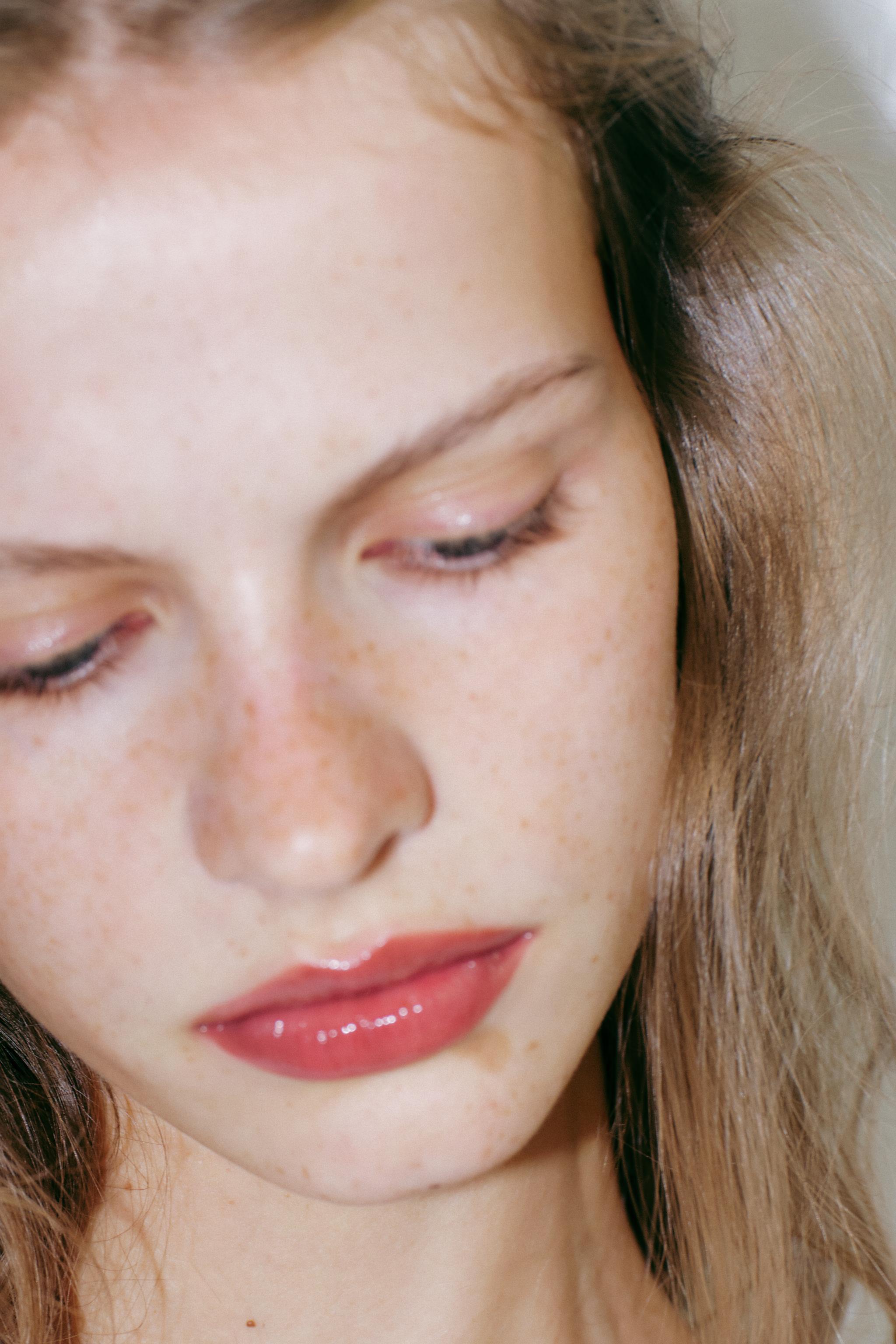 ZARA COOL CLICK LIP GLOSS LYCHEE