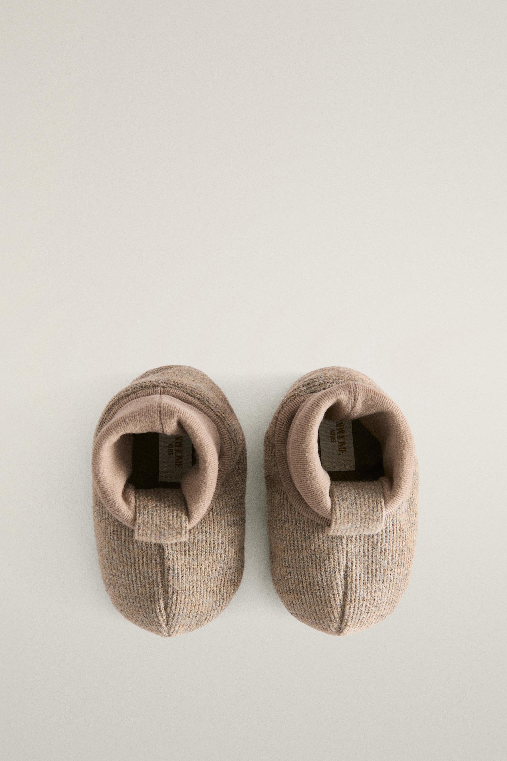 FABRIC BOOTIES