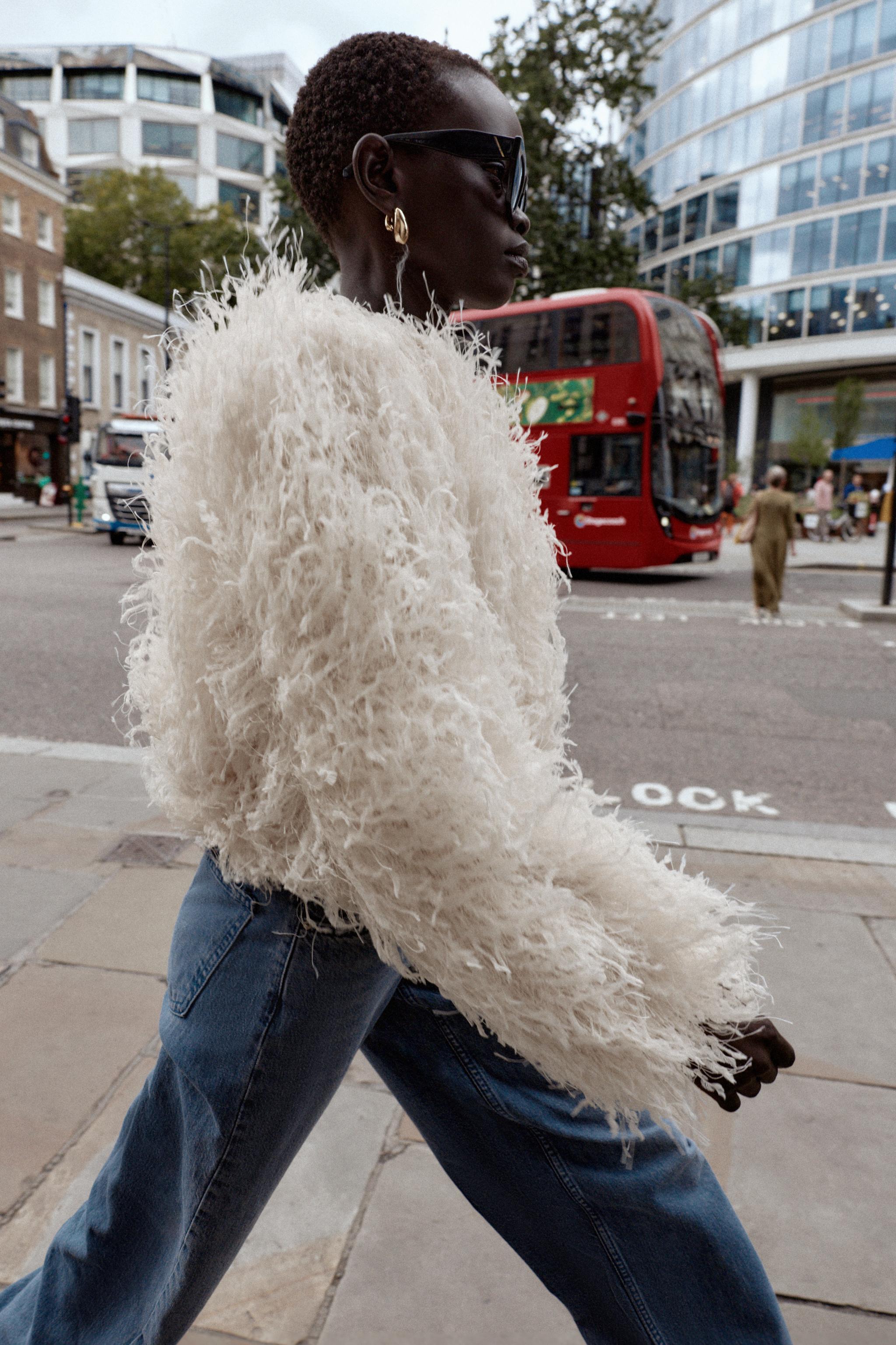 フェザー＆メタリック糸フリンジジャケット - エクリュ | ZARA Japan