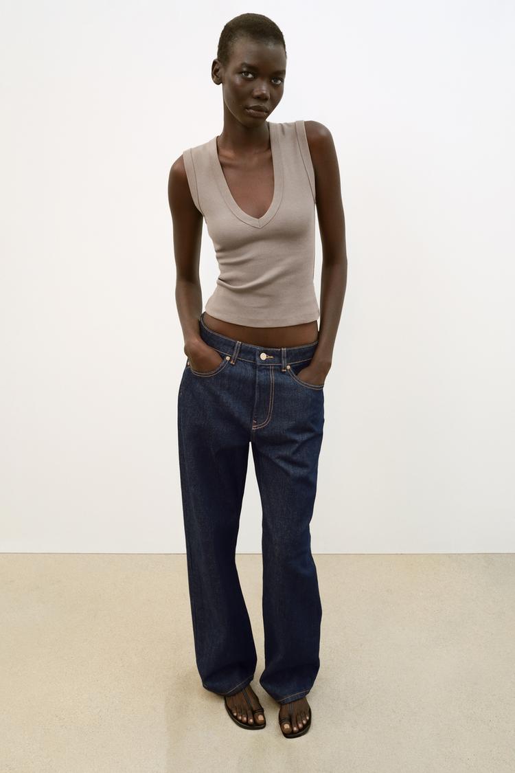 V YAKA PAMUKLU T-SHIRT