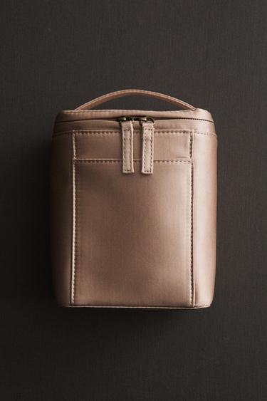 حقيبة غسيل ساتان على شكل صندوق - قرنفلي الخاص بـ Zara