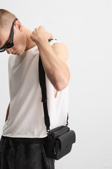 SAC BANDOULIÈRE TEXTURÉ - Noir de Zara - Image 1