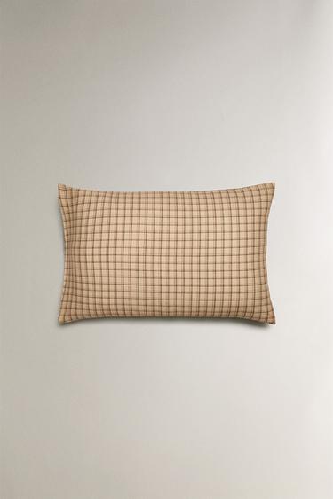 CHECK FLANNEL PILLOWCASE - Beige by Zara - Image 3